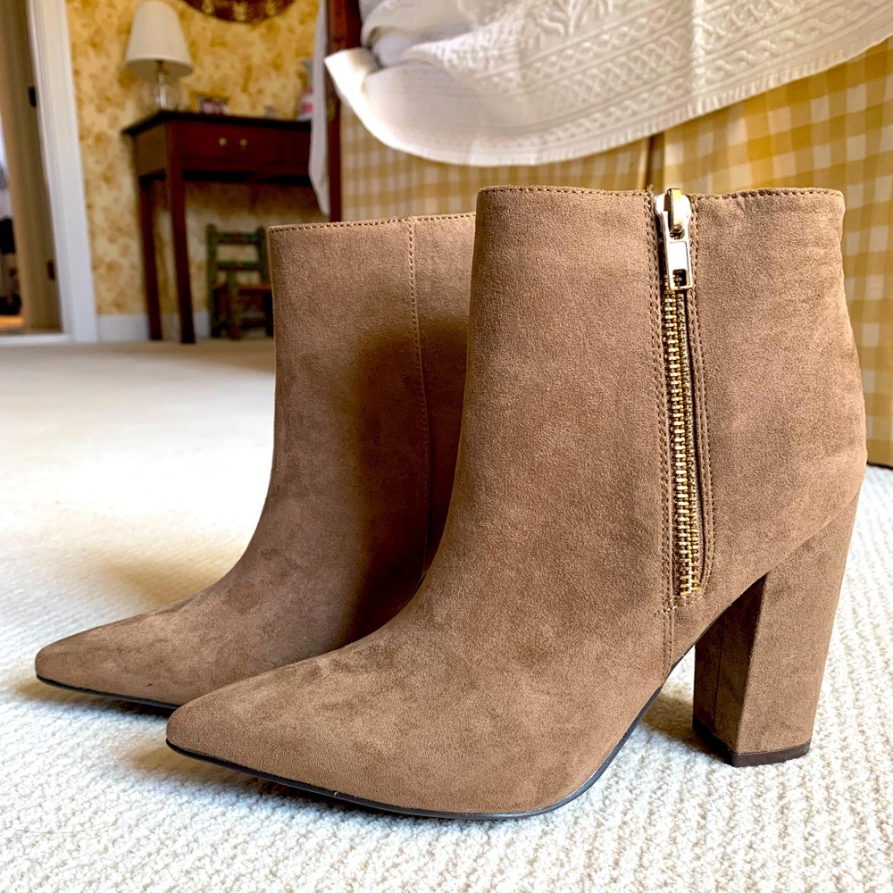 Pointed Toe Heeled Bootie